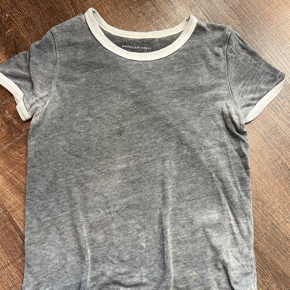 American eagle outfitters tshirt